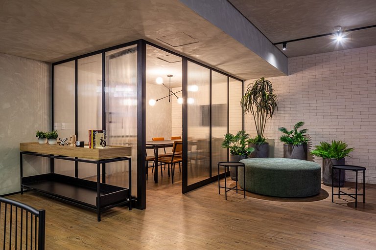 Studio moderno e completo no ON Maracatins - Moema