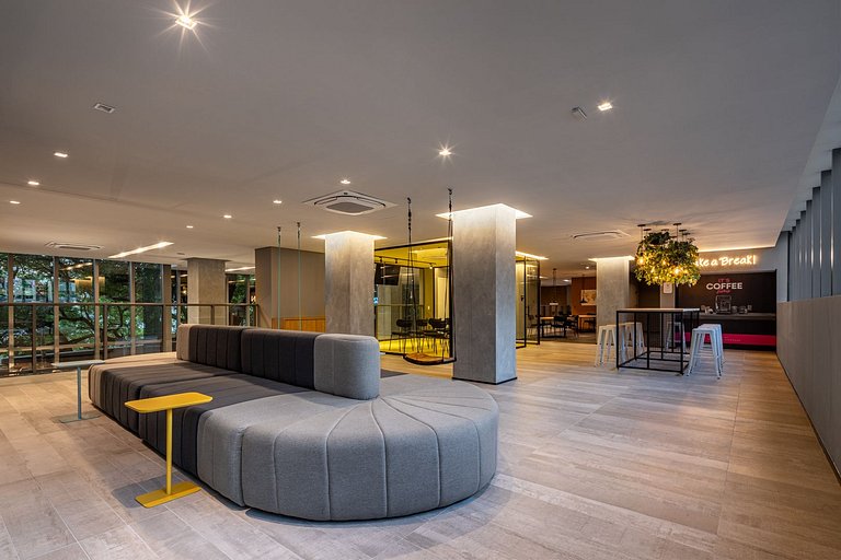 Studio – 2min do Metrô Paraíso / Rooftop e Piscina