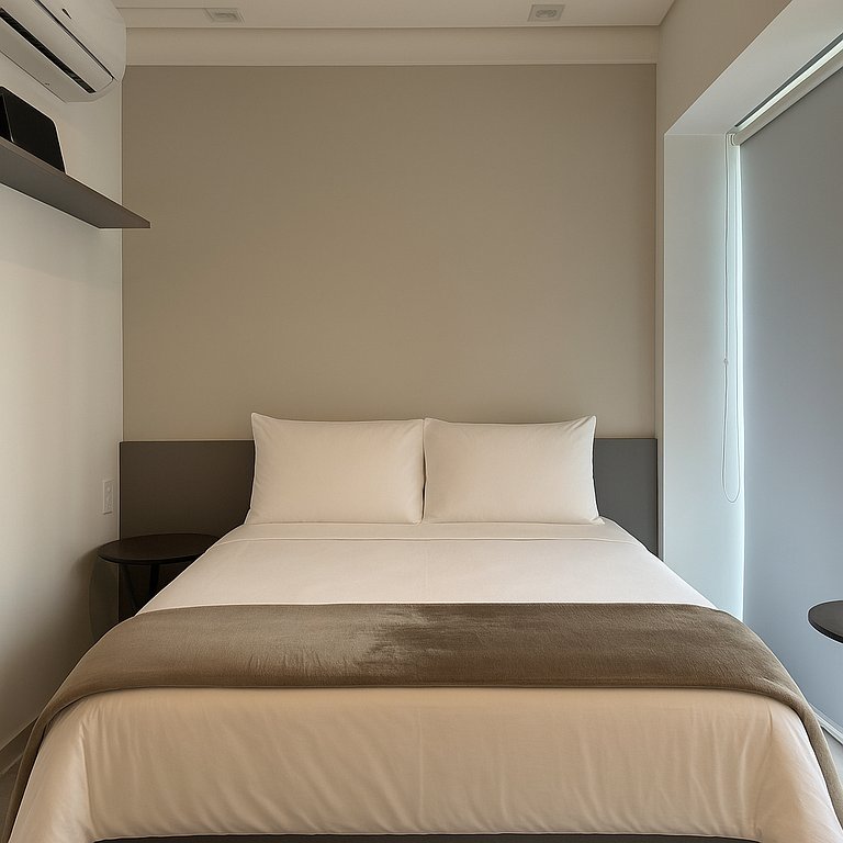 Studio – 2min do Metrô Paraíso / Rooftop e Piscina